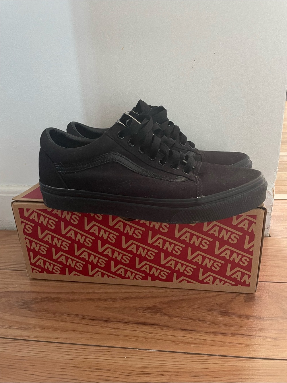 Vans Old Skool Shoes